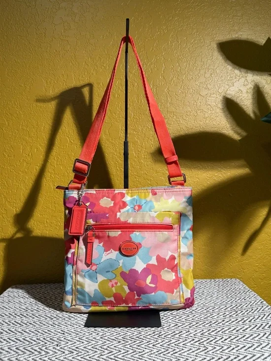 Coach 3pc Getaway Floral Travel Set Weekender Pouch & Crossbody - Picture 7 of 16